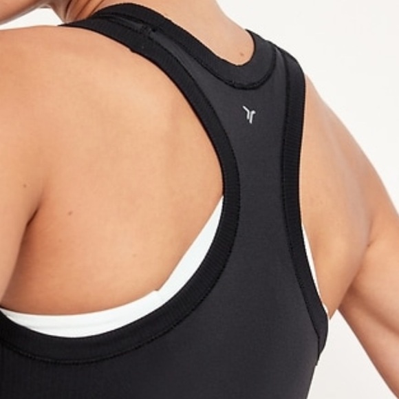 NWT Old Navy Fitted Seamless Tank - Picture 3 of 6